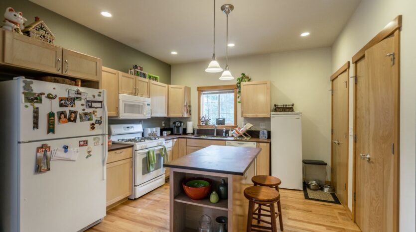 4001-4057 Belltown Court - Bellingham - Washington - 3 bed, 2.5 bath rental property