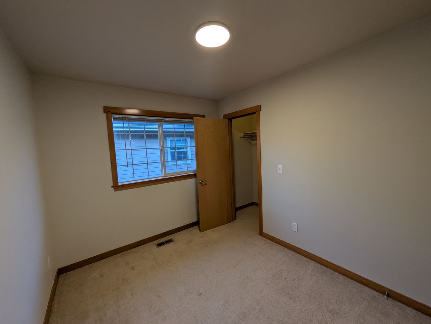 4001-4057 Belltown Court - Bellingham - Washington - 3 bed, 2.5 bath rental property