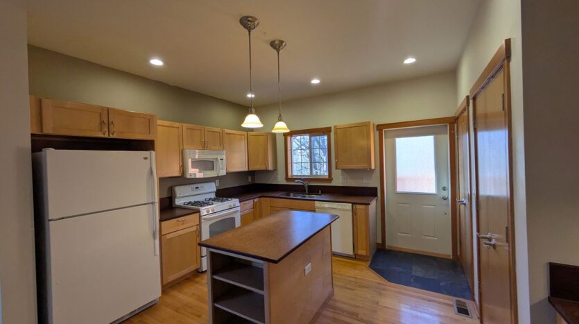4001-4057 Belltown Court - Bellingham - Washington - 3 bed, 2.5 bath rental property