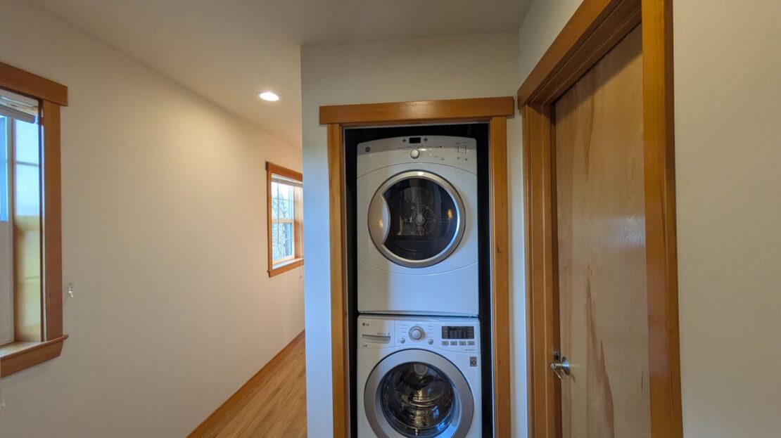 4001-4057 Belltown Court - Bellingham - Washington - 3 bed, 2.5 bath rental property