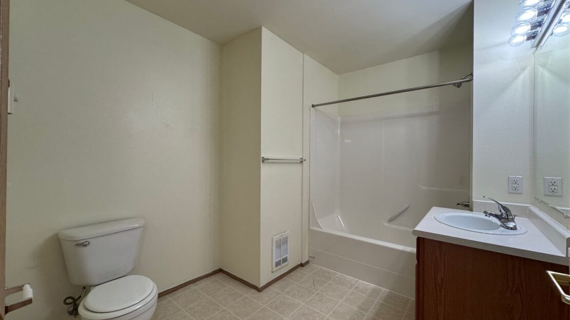 4018 Northwest Avenue - Bellingham - Washington - 2 bed, 1.5 bath rental property