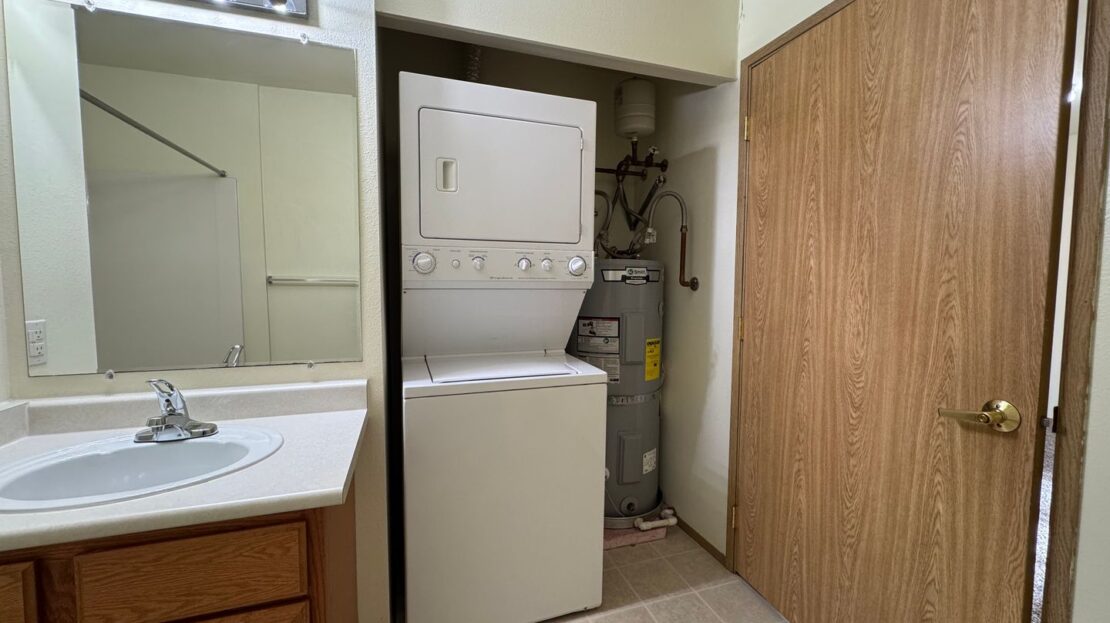 4018 Northwest Avenue - Bellingham - Washington - 2 bed, 1.5 bath rental property