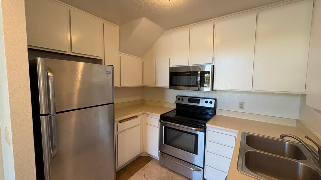 4050 Porte La Paz #47 - San Diego - California - 1 bed, 1 bath rental property