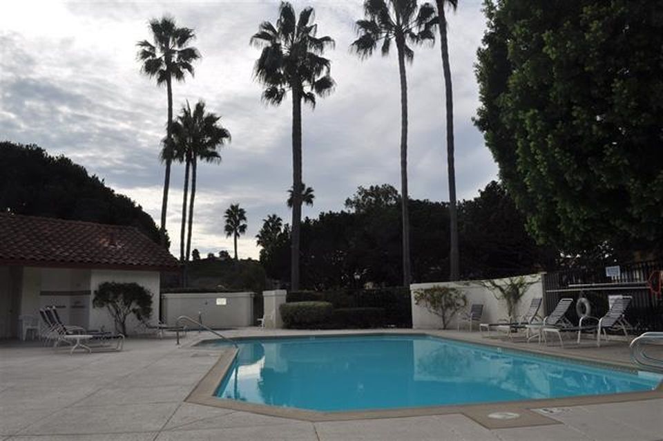 4050 Porte La Paz #47 - San Diego - California - 1 bed, 1 bath rental property