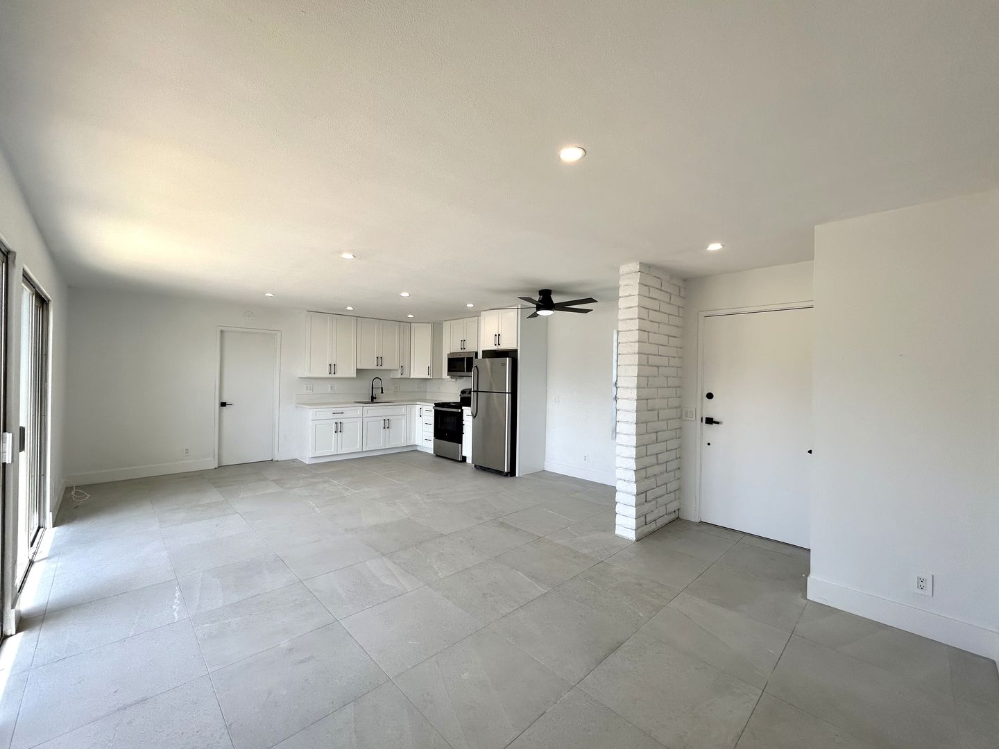 4093 E Calle De Carlos - Unit 03 - Palm Springs - California - 1 bed, 1 bath rental property