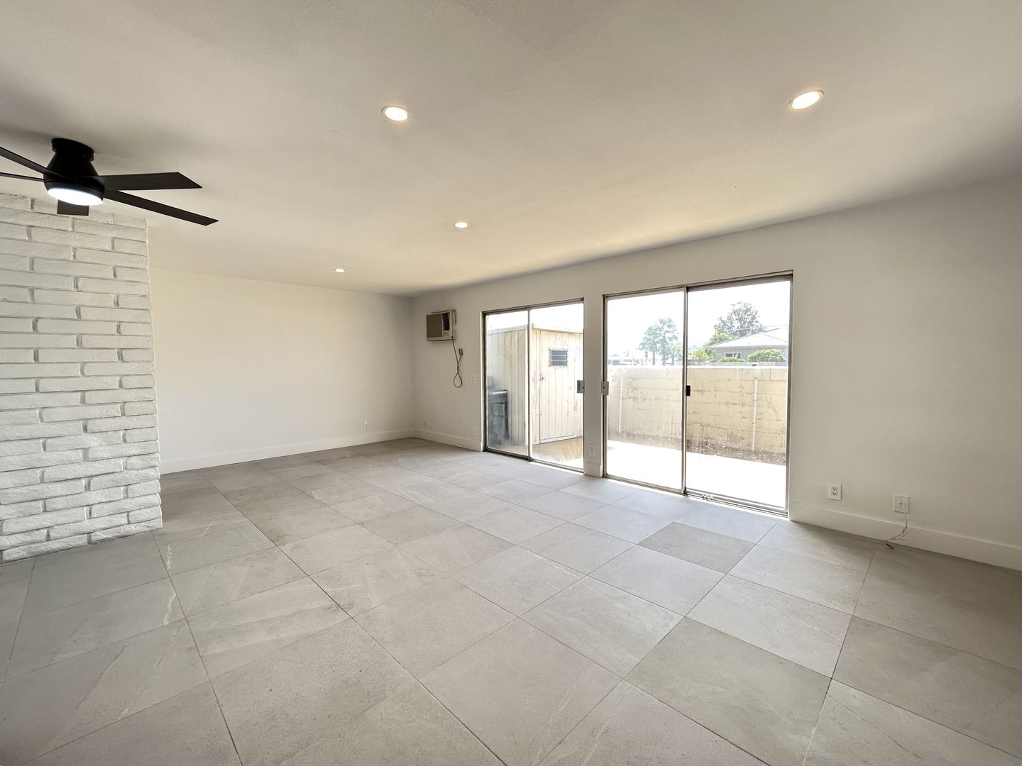 4093 E Calle De Carlos - Unit 03 - Palm Springs - California - 1 bed, 1 bath rental property