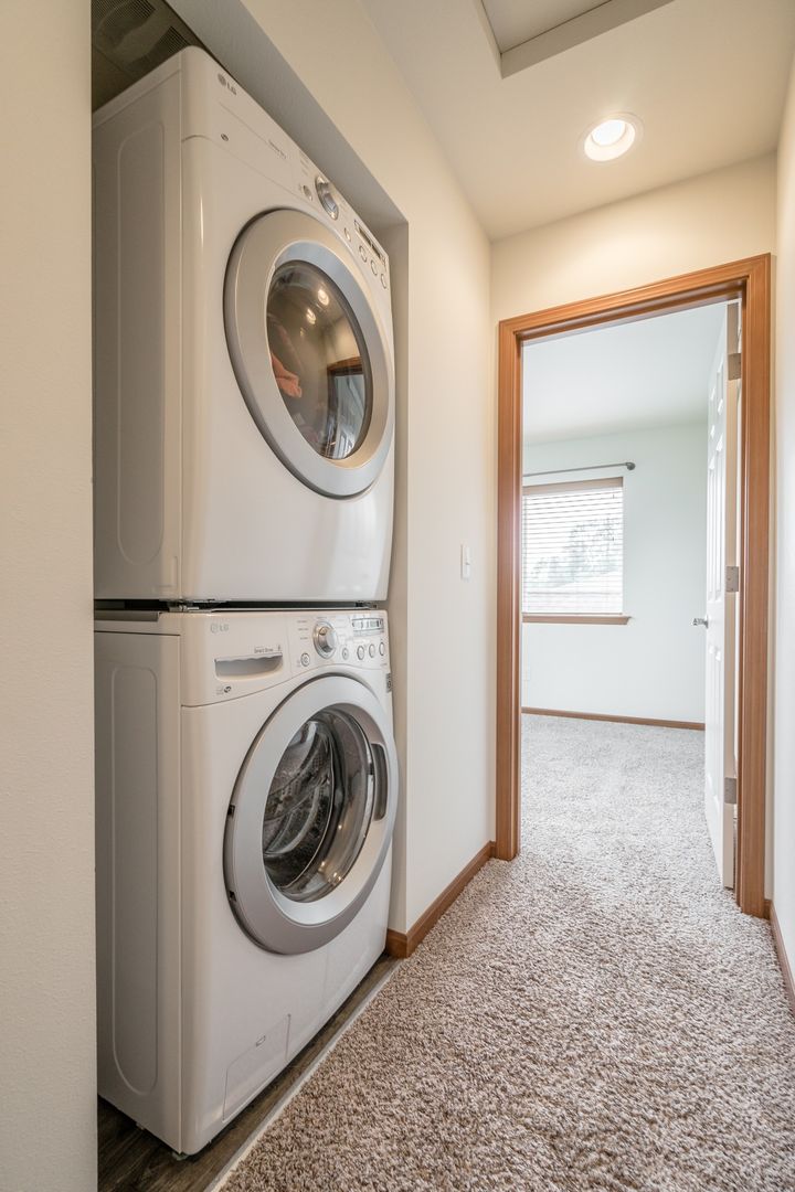 4101 Stonecrest Court - Bellingham - Washington - 2 bed, 1.5 bath rental property