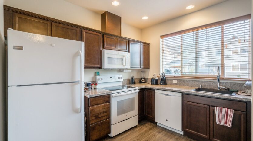 4101 Stonecrest Court - Bellingham - Washington - 2 bed, 1.5 bath rental property