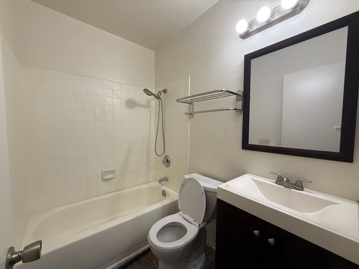 4122 Marlborough Ave - San Diego - California - 2 bed, 1 bath rental property