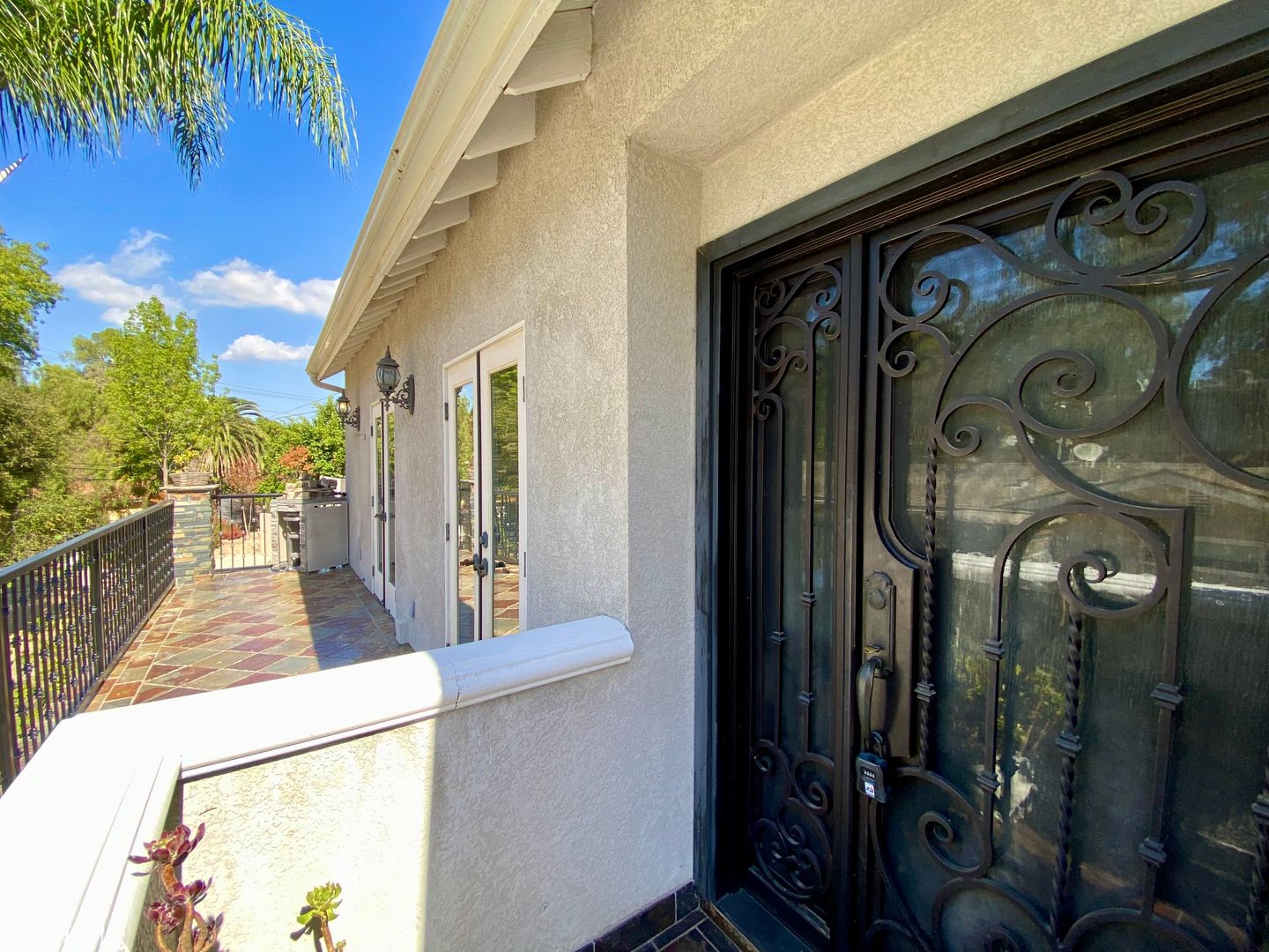 4130 Carrizal Road - Los Angeles - California - 4 bed, 3.5 bath rental property