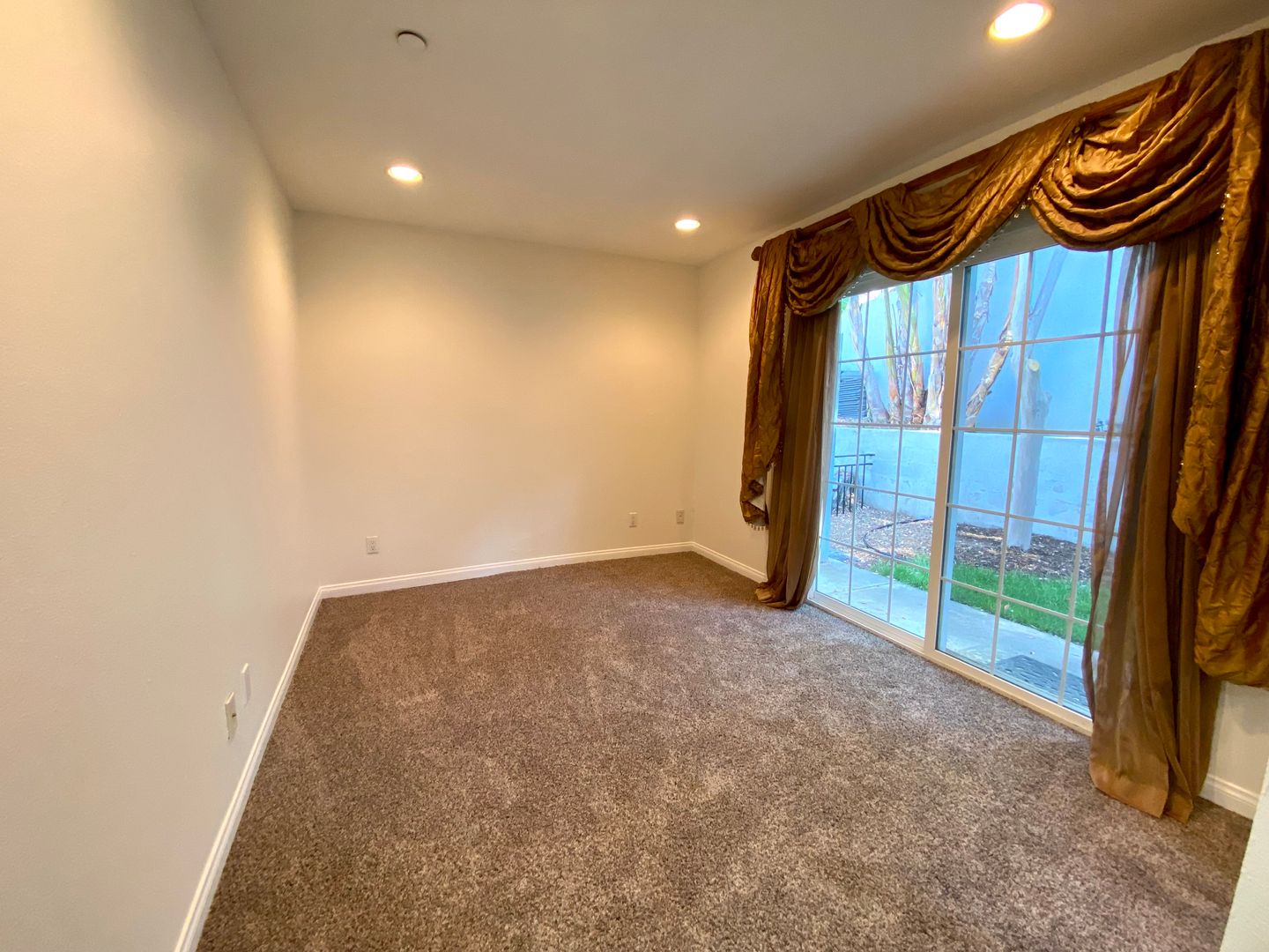 4130 Carrizal Road - Los Angeles - California - 4 bed, 3.5 bath rental property