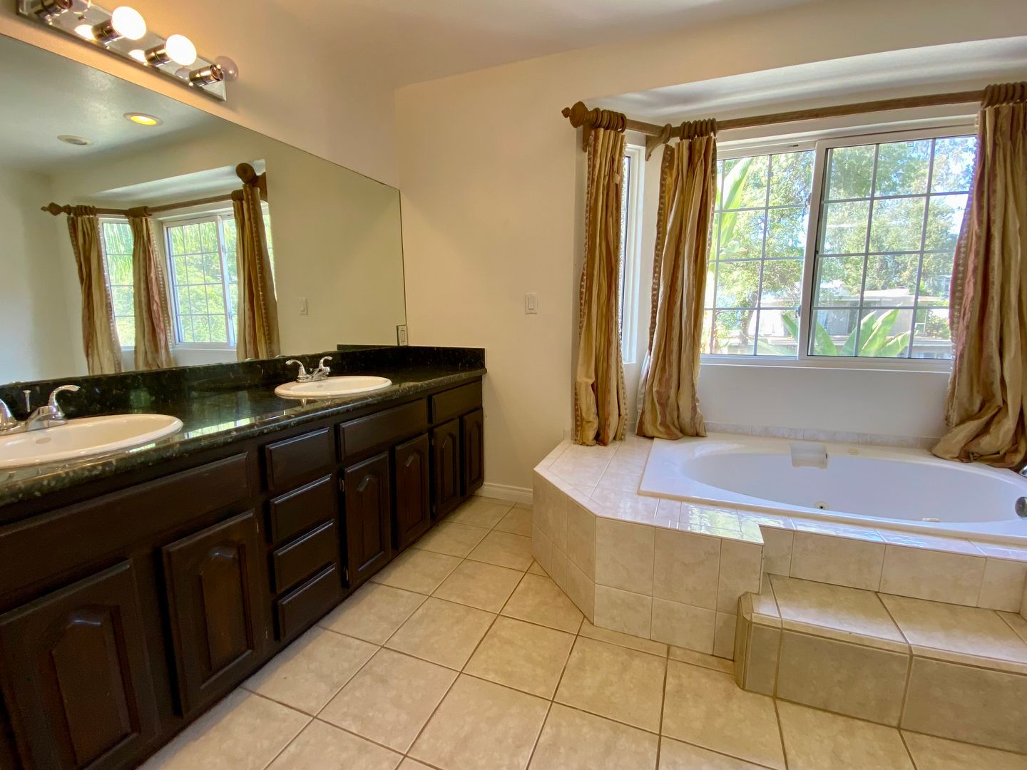 4130 Carrizal Road - Los Angeles - California - 4 bed, 3.5 bath rental property