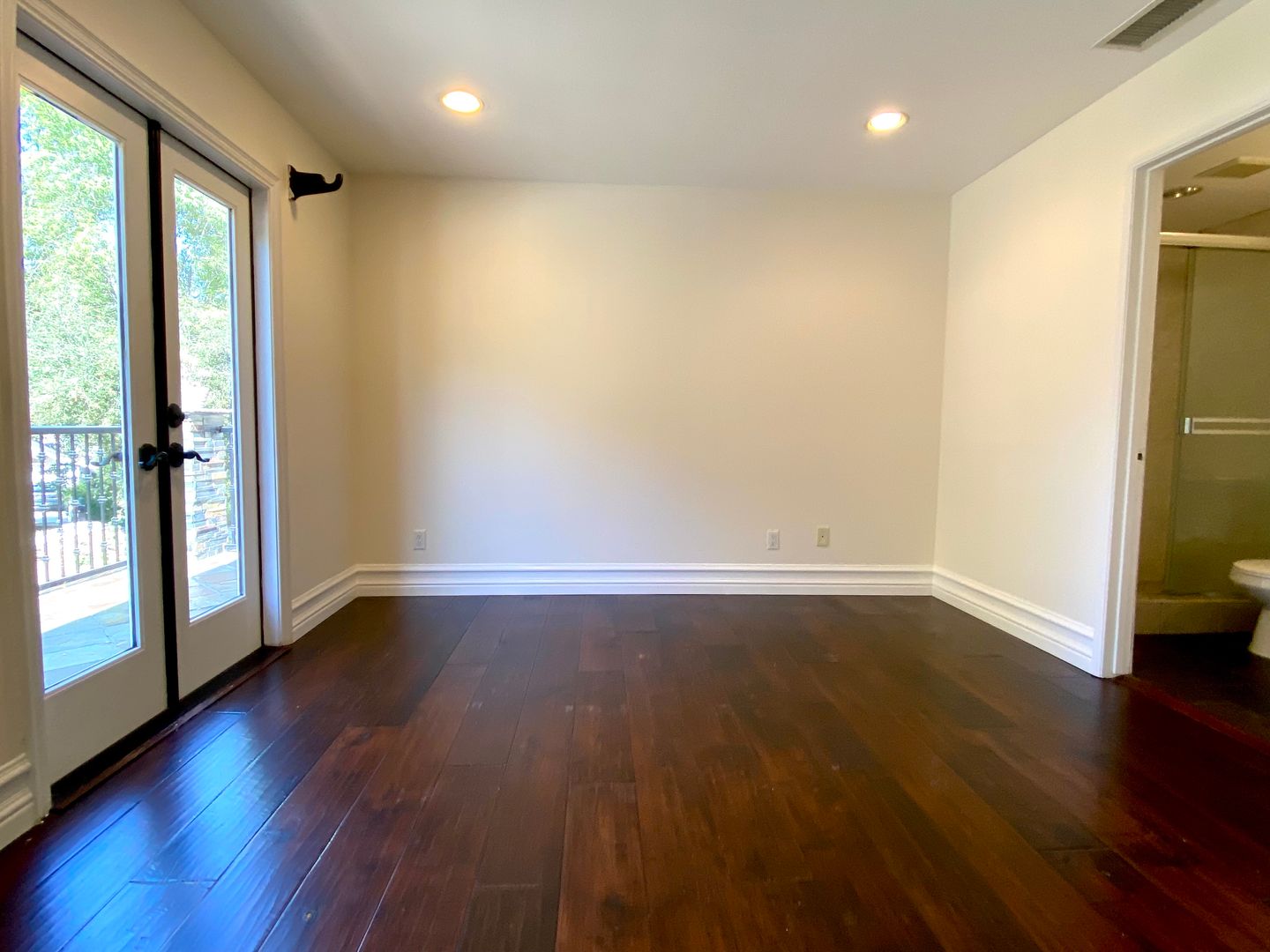 4130 Carrizal Road - Los Angeles - California - 4 bed, 3.5 bath rental property