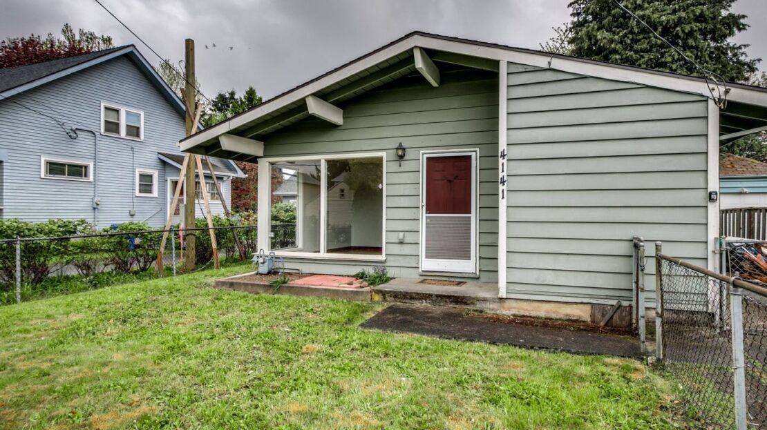 4141 SE 80th Avenue - Portland - Oregon - 3 bed, 1 bath rental property