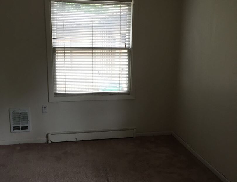 425 SW Maplecrest Drive Room 2 - Portland - Oregon - 1 bed, 1 bath rental property