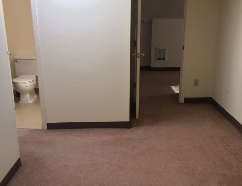425 SW Maplecrest Drive Room 4 - Portland - Oregon - 1 bed, 1 bath rental property