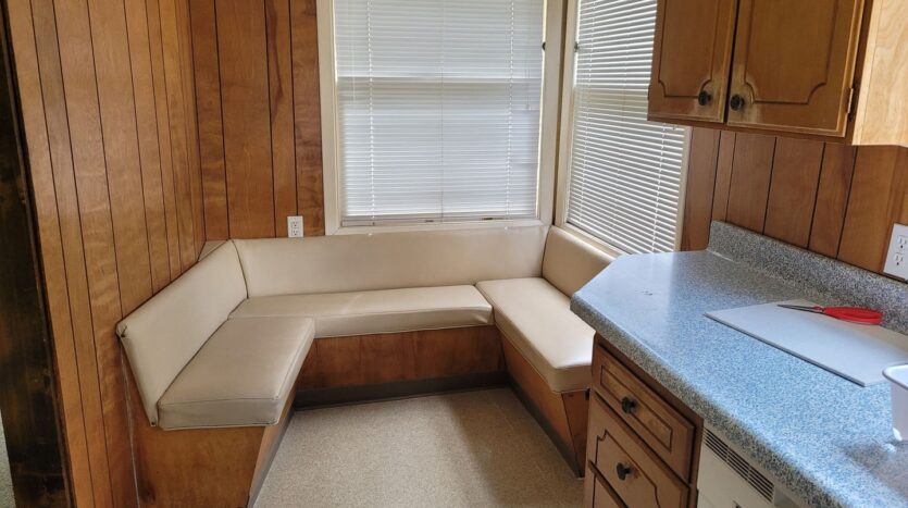 425 SW Maplecrest Drive Room 4 - Portland - Oregon - 1 bed, 1 bath rental property