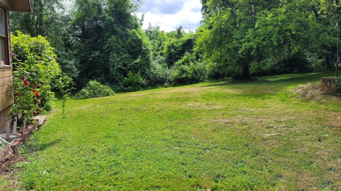 425 SW Maplecrest Drive Room 4 - Portland - Oregon - 1 bed, 1 bath rental property