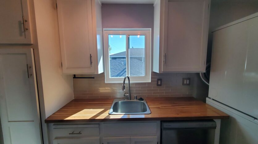 428 Jackson Ave  - Redwood City - California - 2 bed, 1 bath rental property