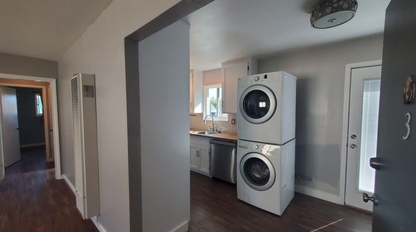428 Jackson Ave  - Redwood City - California - 2 bed, 1 bath rental property