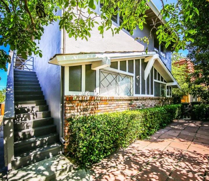 428 Jackson Ave  - Redwood City - California - 2 bed, 1 bath rental property
