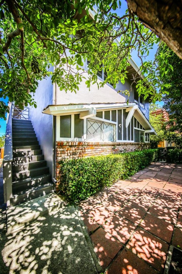 428 Jackson Ave  - Redwood City - California - 2 bed, 1 bath rental property