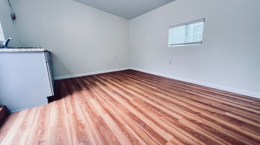 428 S Date St #A - Escondido - California - 1 bath rental property