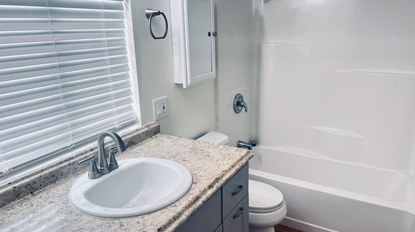 428 S Date St #A - Escondido - California - 1 bath rental property