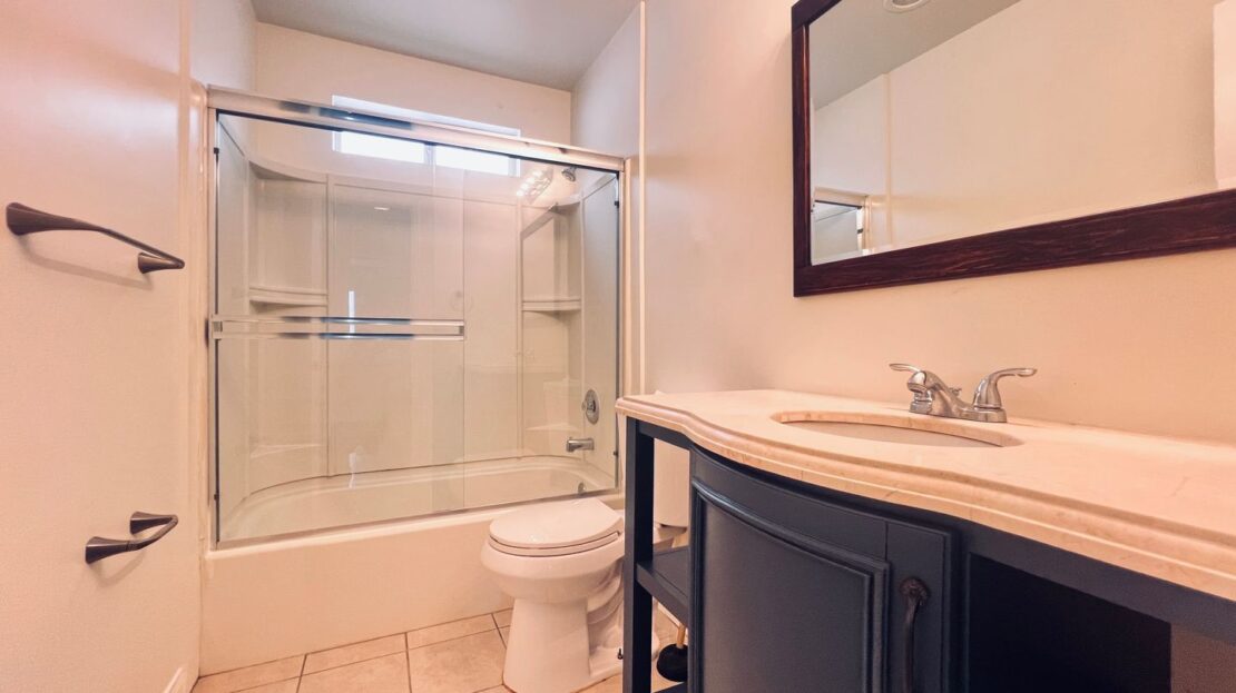 428 S Date St - Escondido - California - 2 bed, 1 bath rental property