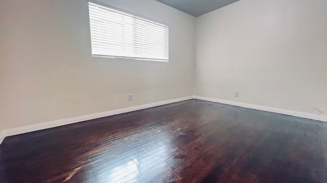 428 S Date St - Escondido - California - 2 bed, 1 bath rental property