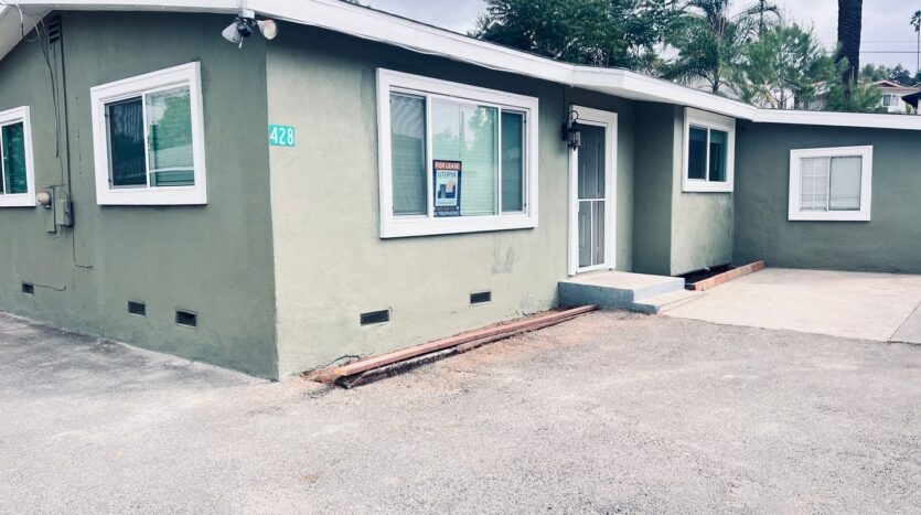 428 S Date St - Escondido - California - 2 bed, 1 bath rental property