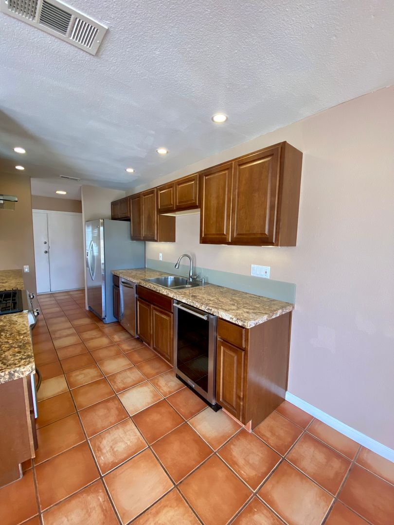 43081 Buttonwood Drive - Palm Desert - California - 2 bed, 2 bath rental property