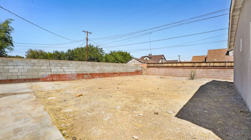 44014 Hoban Ave. - Lancaster - California - 4 bed, 1.5 bath rental property