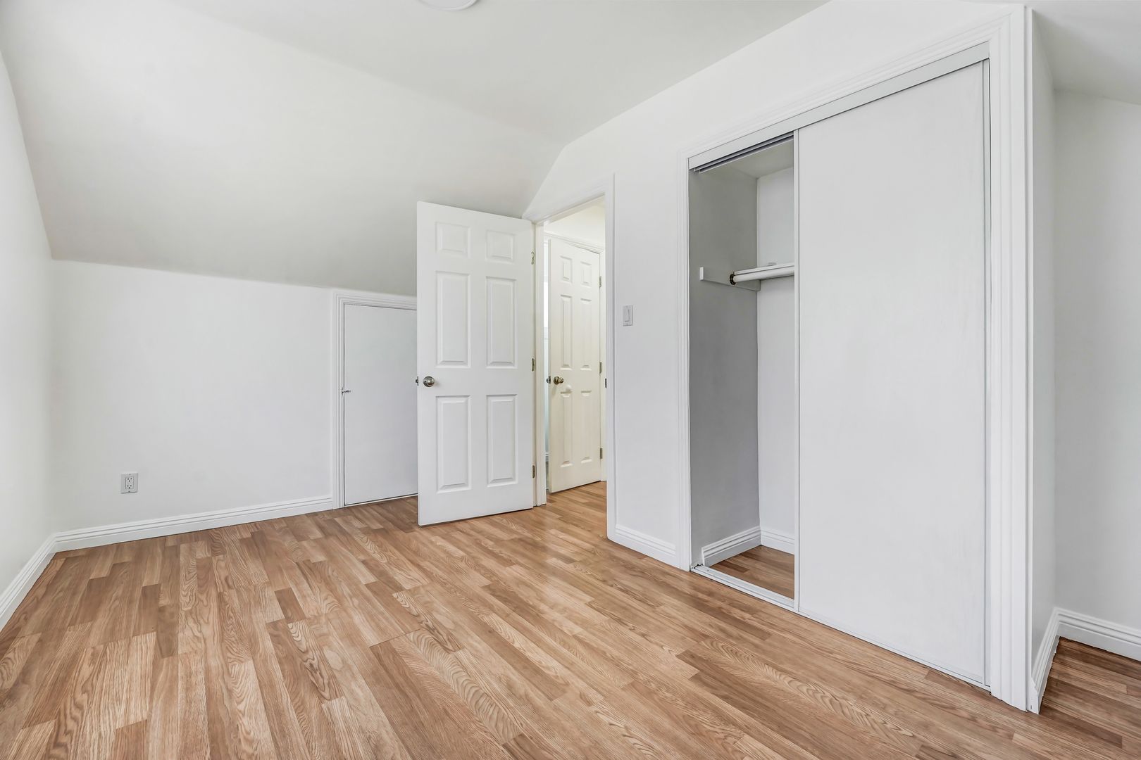 44014 Hoban Ave. - Lancaster - California - 4 bed, 1.5 bath rental property