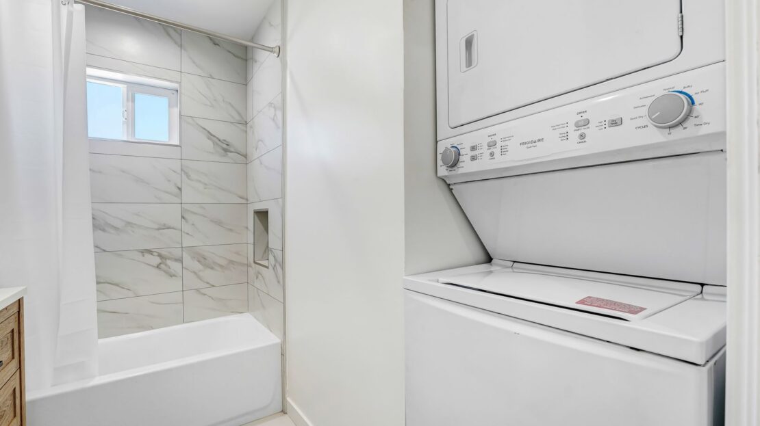 44014 Hoban Ave. - Lancaster - California - 2 bed, 1 bath rental property