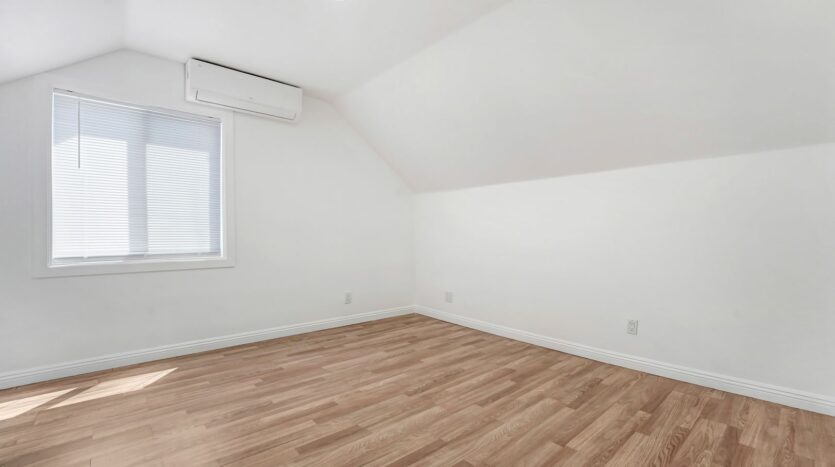 44014 Hoban Ave. - Lancaster - California - 4 bed, 1.5 bath rental property