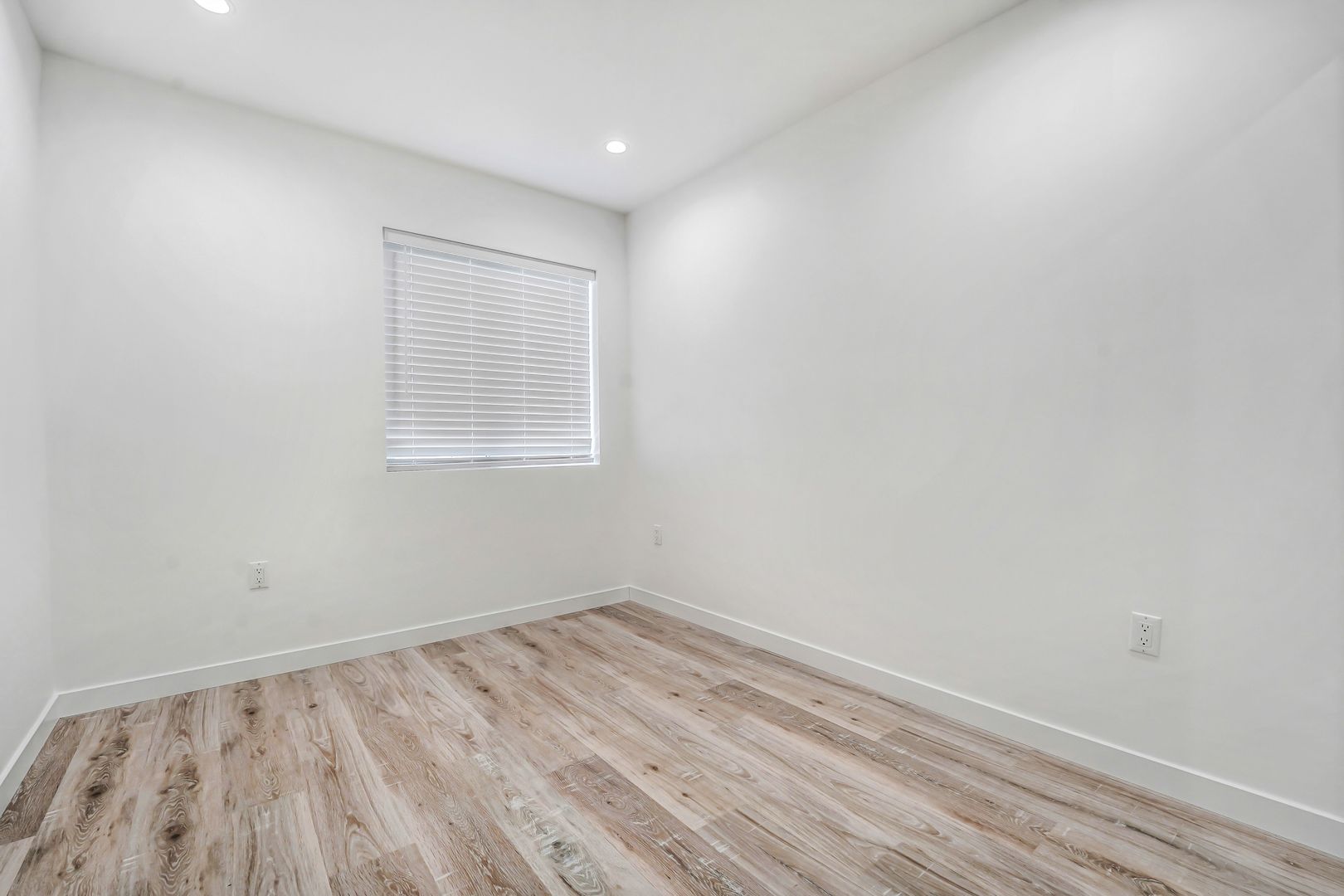 44014 Hoban Ave. - Lancaster - California - 2 bed, 1 bath rental property