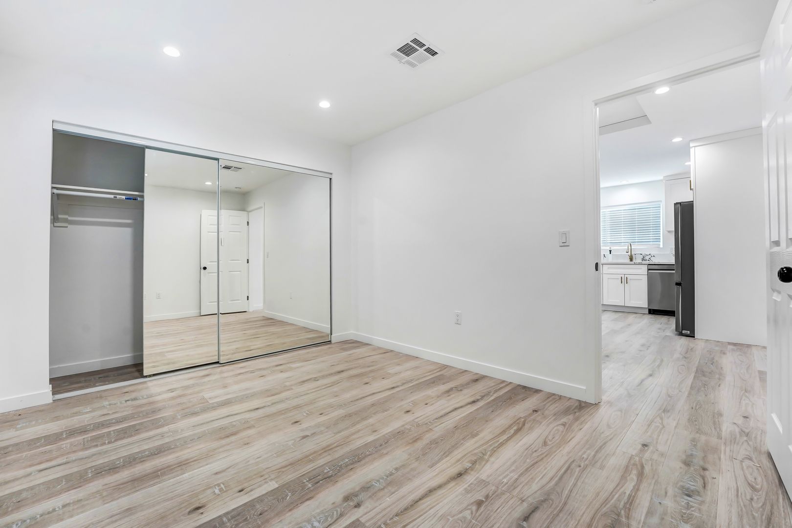 44014 Hoban Ave. - Lancaster - California - 1 bed, 1 bath rental property