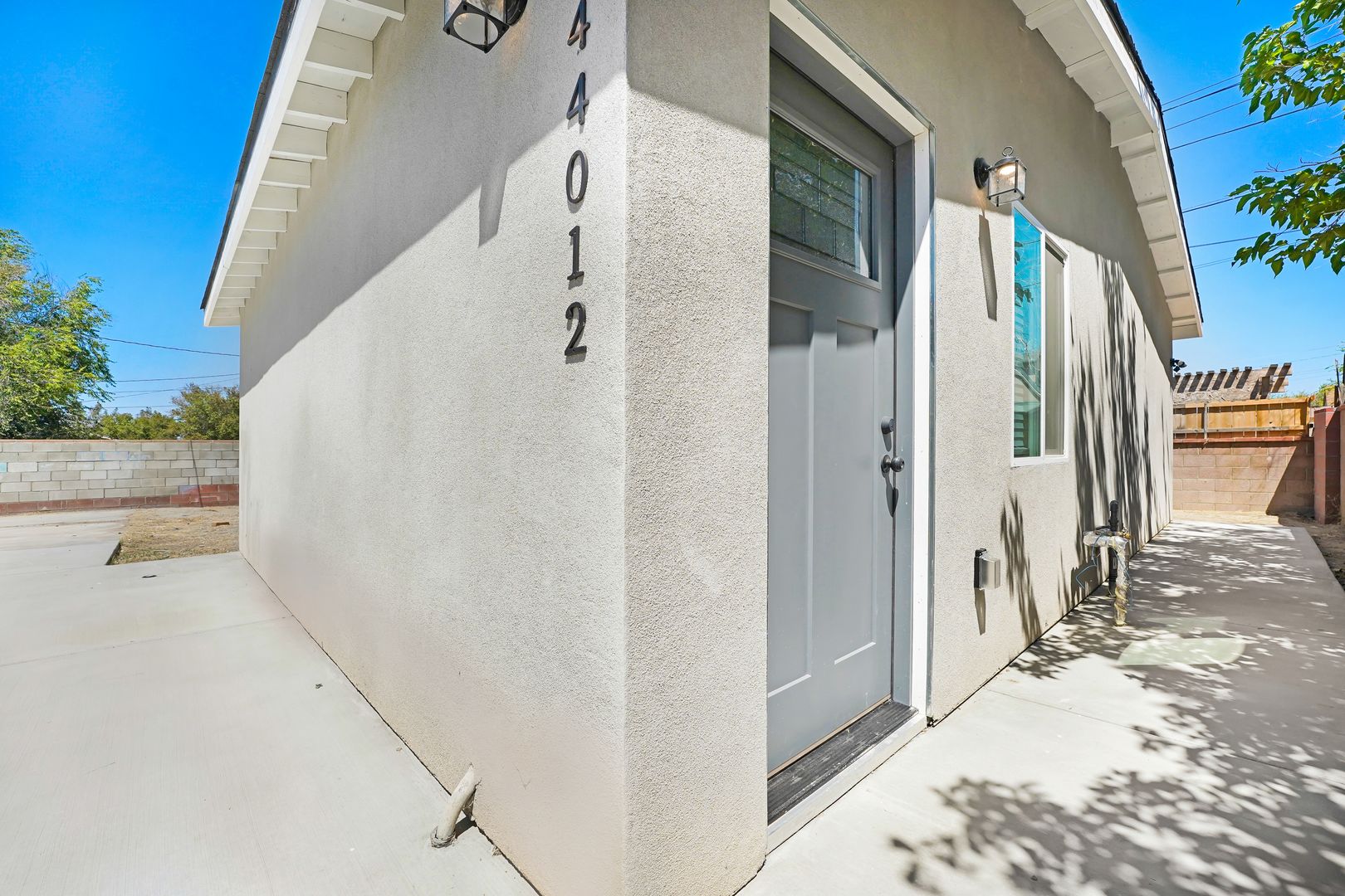 44014 Hoban Ave. - Lancaster - California - 2 bed, 1 bath rental property