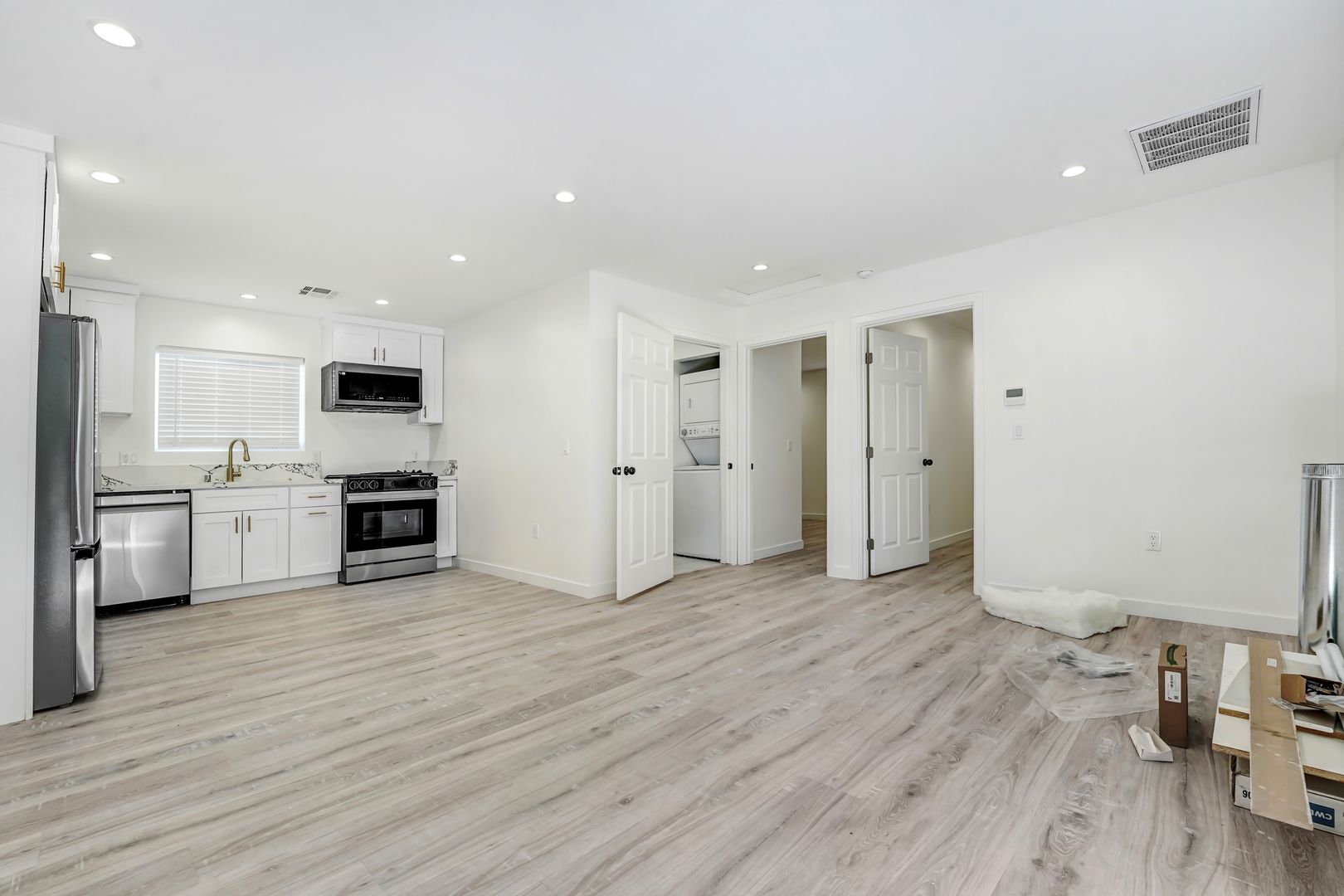 44014 Hoban Ave. - Lancaster - California - 2 bed, 1 bath rental property