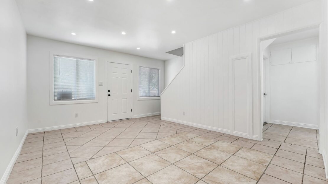 44014 Hoban Ave. - Lancaster - California - 4 bed, 1.5 bath rental property