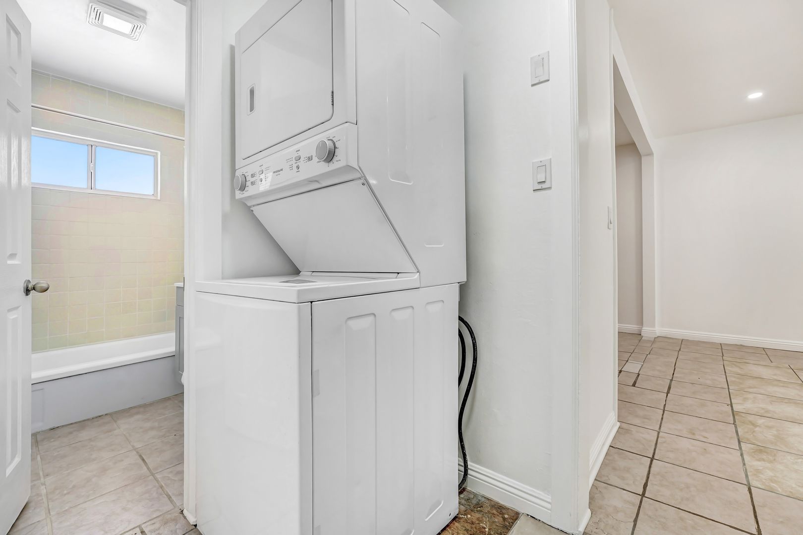 44014 Hoban Ave. - Lancaster - California - 4 bed, 1.5 bath rental property