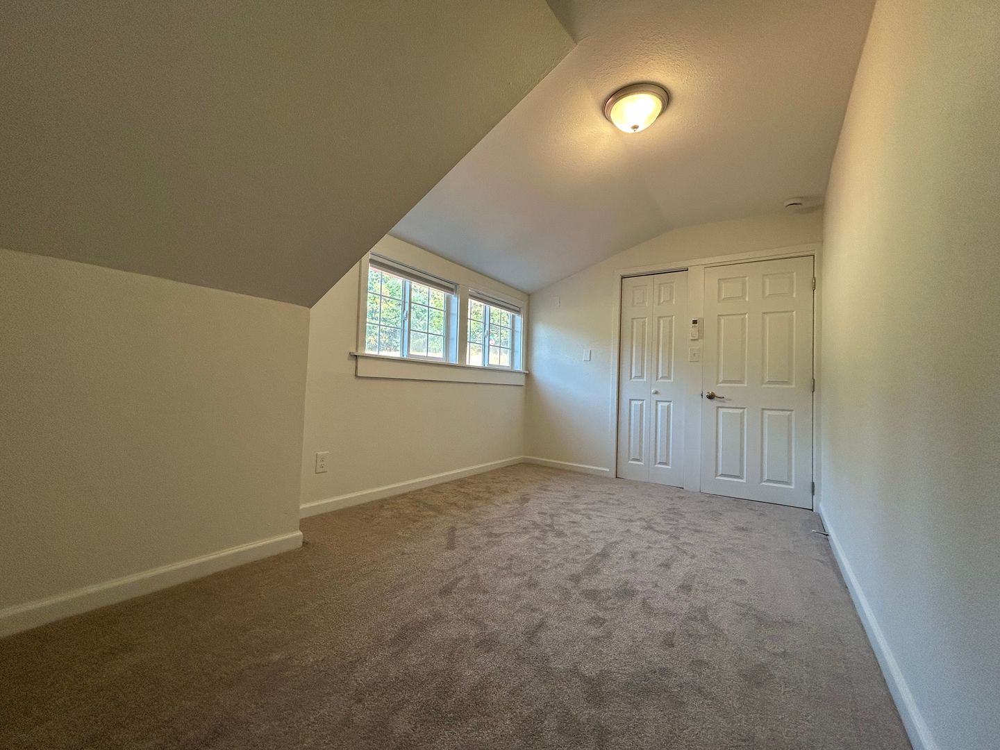 4415 NE 14th Ave - Vancouver - Washington - 3 bed, 1.5 bath rental property