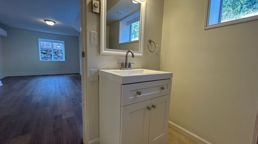 4415 NE 14th Ave - Vancouver - Washington - 3 bed, 1.5 bath rental property