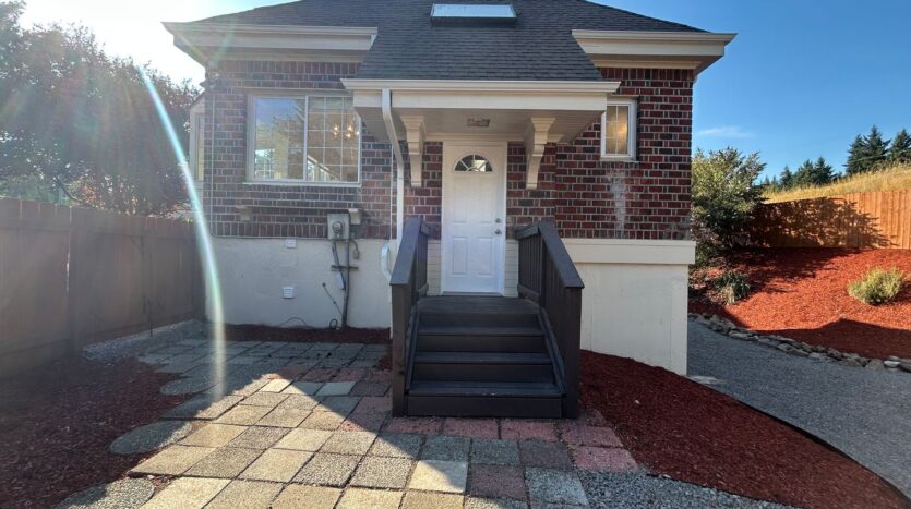 4415 NE 14th Ave - Vancouver - Washington - 3 bed, 1.5 bath rental property