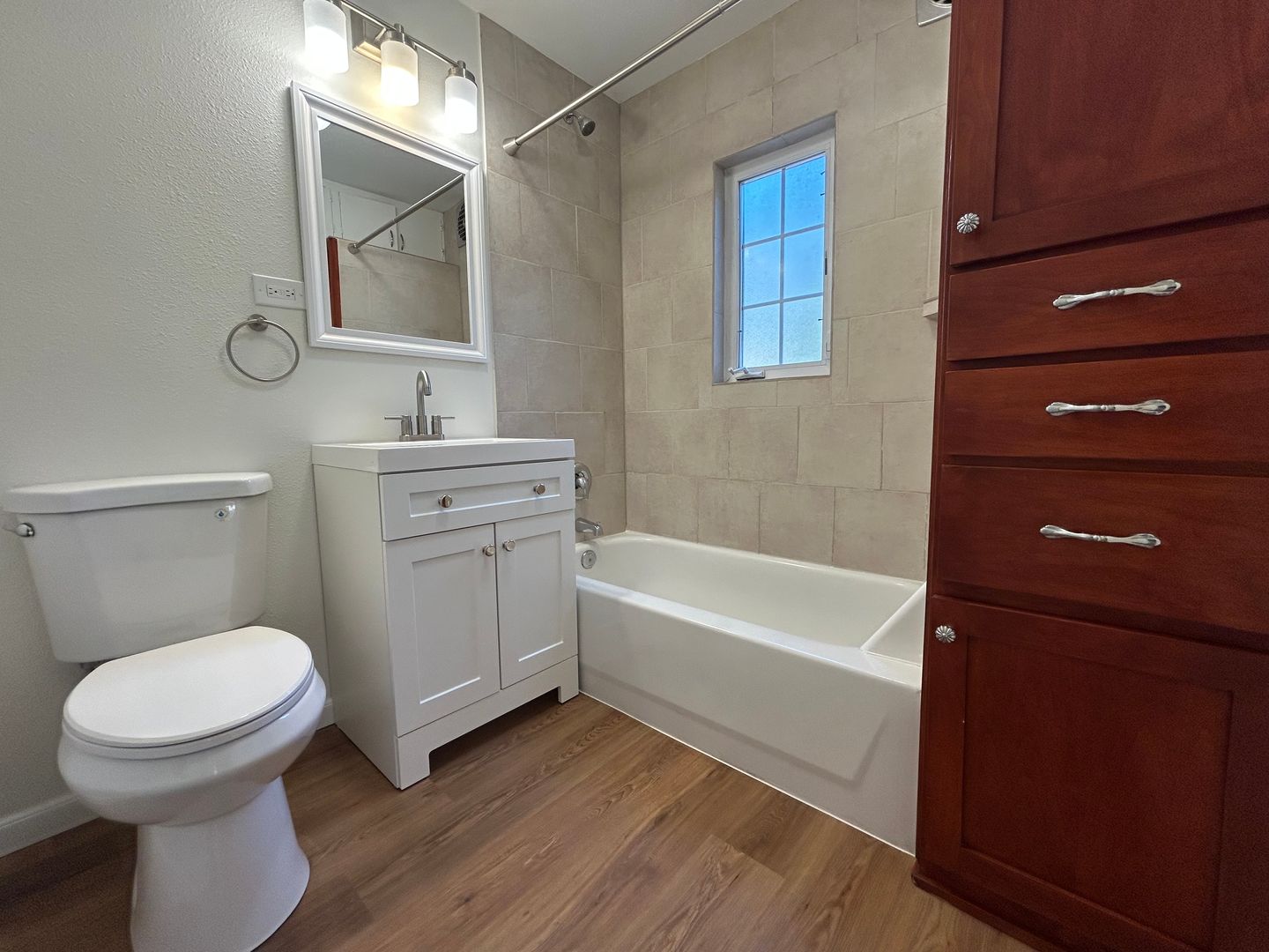 4415 NE 14th Ave - Vancouver - Washington - 3 bed, 1.5 bath rental property