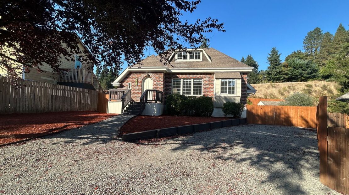 4415 NE 14th Ave - Vancouver - Washington - 3 bed, 1.5 bath rental property