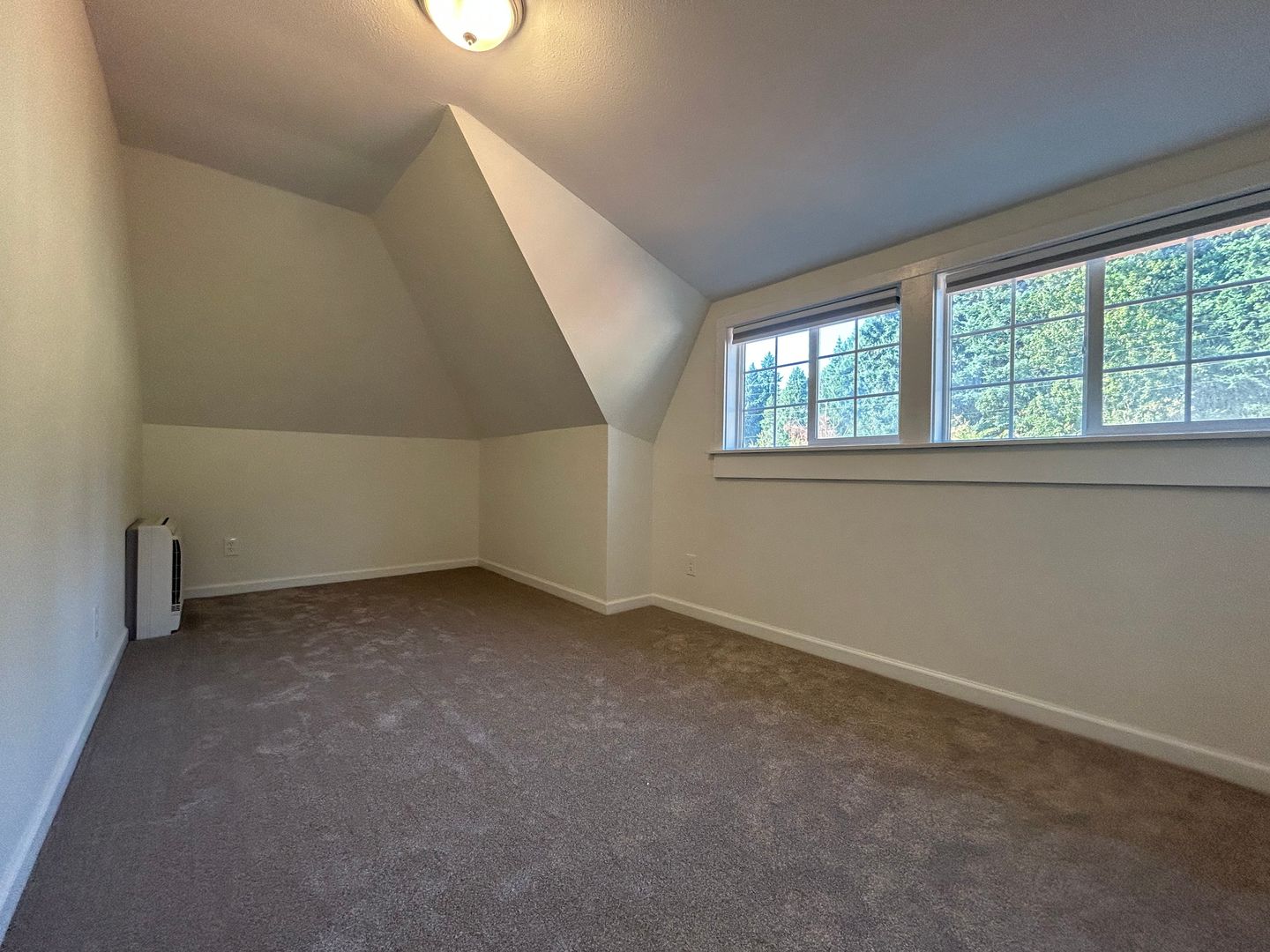 4415 NE 14th Ave - Vancouver - Washington - 3 bed, 1.5 bath rental property