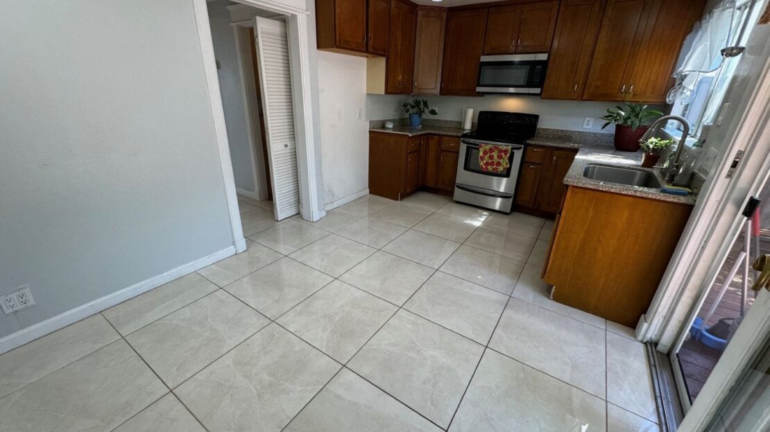 4428 Viejo Way - Union City - California - 2 bed, 1.5 bath rental property