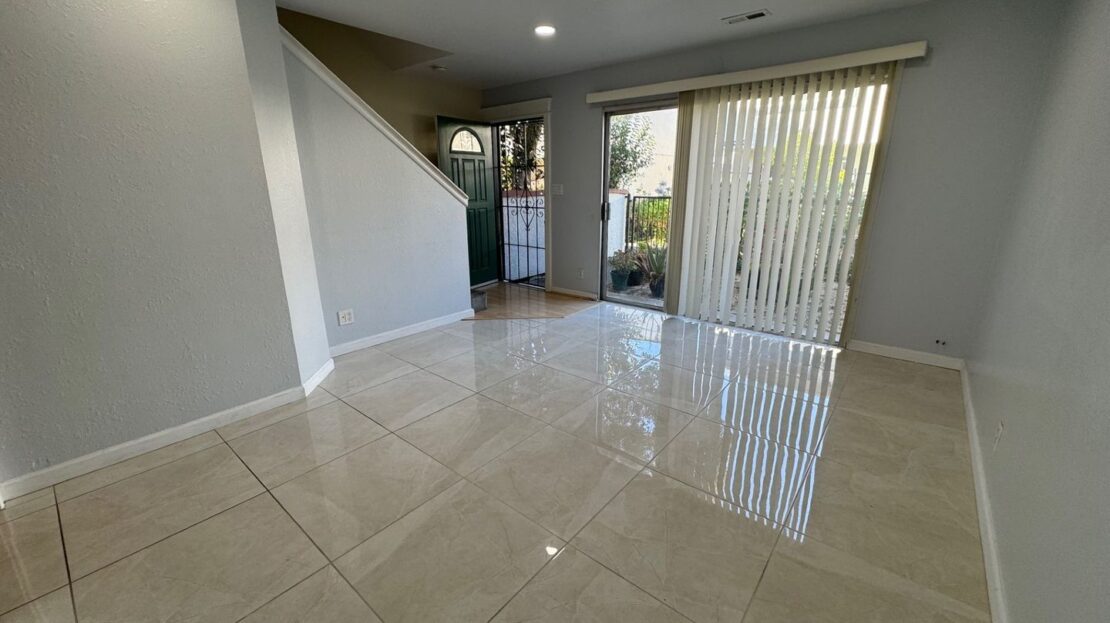 4428 Viejo Way - Union City - California - 2 bed, 1.5 bath rental property